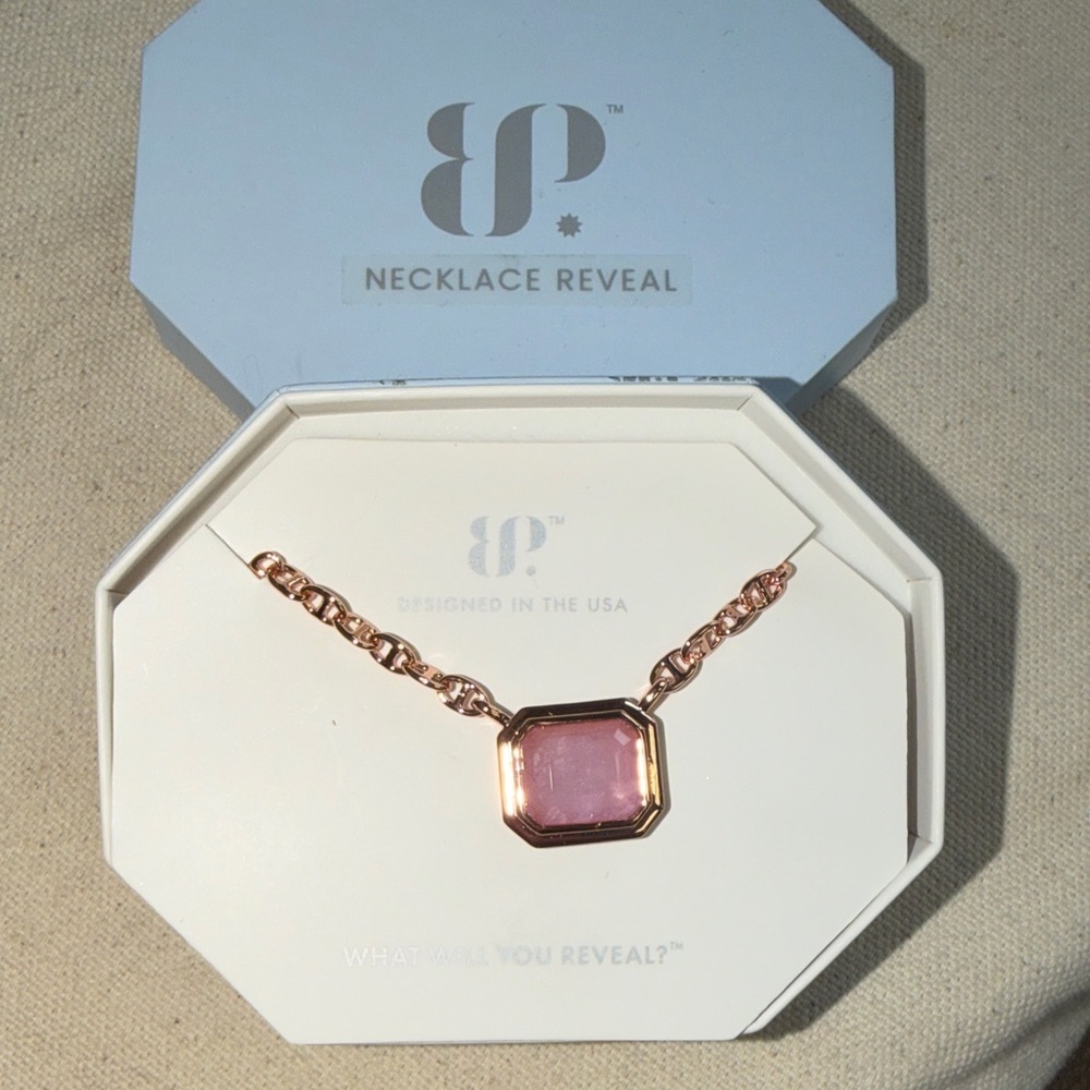 Elegant Rose Gold and Pink Necklace